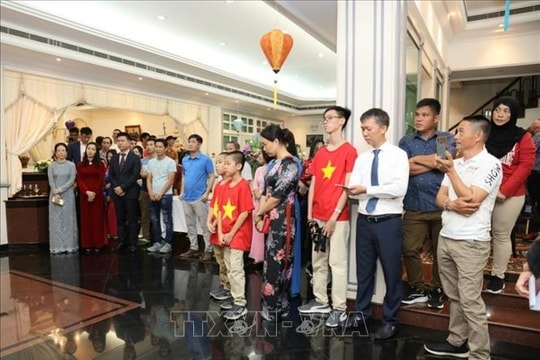 Bà con người Việt tại Brunei đón mừng xuân quê hương
