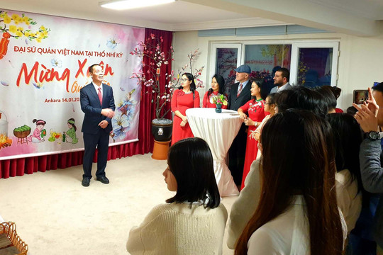 Đại sứ quán Việt Nam tại Thổ Nhĩ Kỳ tổ chức gặp mặt mừng Xuân Quý Mão