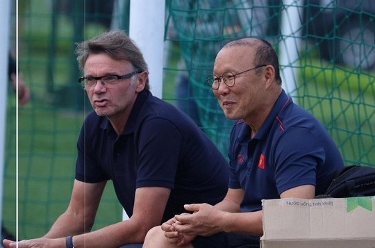 HLV Philippe Troussier sắp thay ông Park Hang-seo