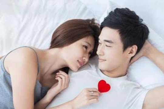 Muốn biết một người đàn ông có đáng để hẹn hò hay không, bạn hãy nhìn vào ba chi tiết này