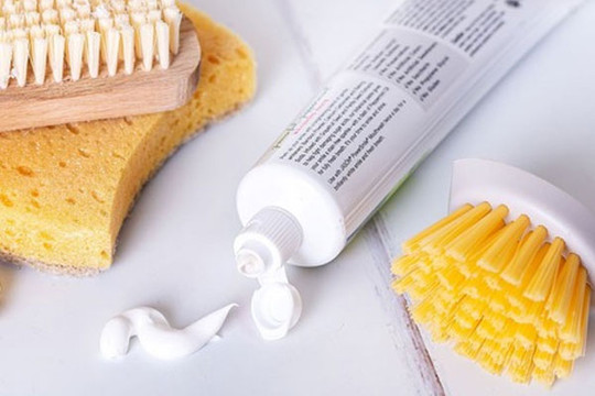 5 mẹo vặt với kem đánh răng có thể bạn chưa biết