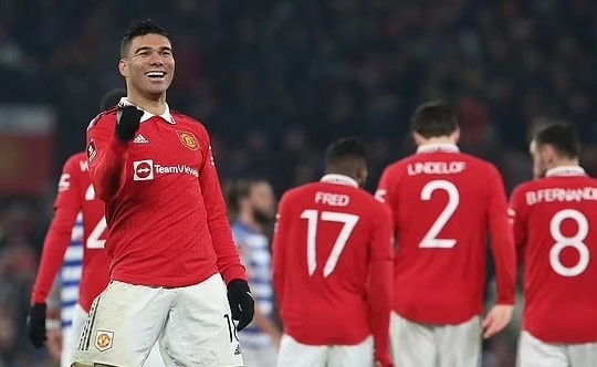 Casemiro nhận mưa lời khen sau chiến thắng của Man Utd