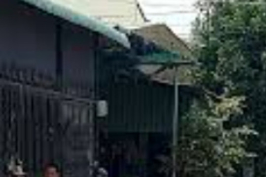 Ba mẹ con tử vong bất thường tại căn nhà khoá trái cửa ở Đồng Nai
