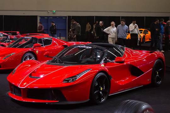 Cận cảnh siêu xe Ferrari LaFerrari Aperta giá trên 5 triệu USD