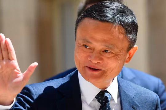 Một cổ phiếu tăng gần 800% sau khi Jack Ma gặp tỷ phú giàu nhất Thái Lan