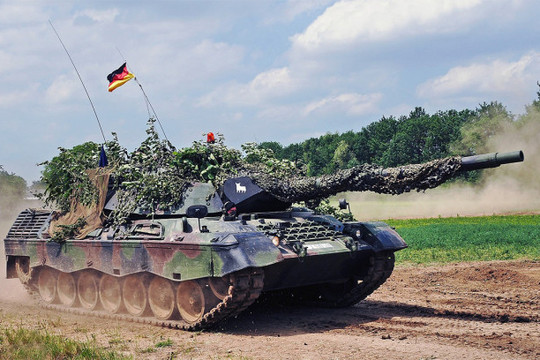 Đức chấp thuận chuyển xe tăng Leopard 1 cho Ukraine