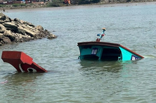 Vụ 12 người rơi xuống sông: Đò chưa được cấp phép chở khách từ TP Thủ Đức