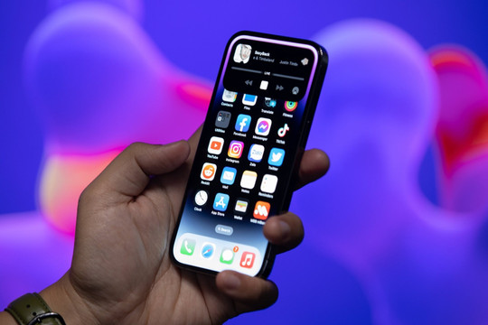Điểm tin công nghệ 7/2: Apple sẽ ra mắt mẫu iPhone hoàn toàn mới, giá tăng vọt