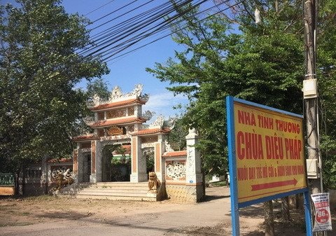 Bài 1:  Những bà bầu đến nương nhờ cửa Phật