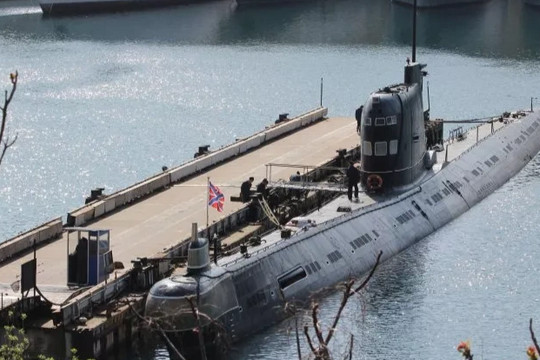 Điều gì đã xảy ra với tàu ngầm duy nhất của Ukraine?