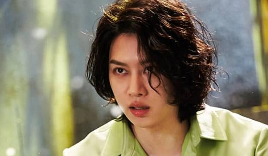 Heechul (Super Junior) xin lỗi sau bê bối uống say vạ miệng
