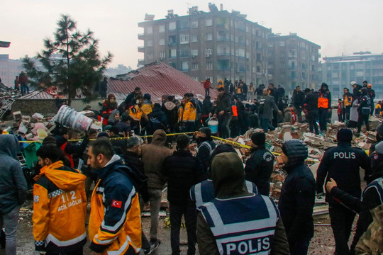 Người Việt ở Thổ Nhĩ Kỳ: Chưa dám về nhà, lo sợ thảm hoạ động đất tái diễn