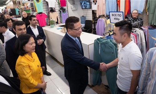 Tin tưởng người Việt tại Nga tiếp tục vượt khó