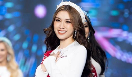 Thanh Thanh Huyền: 'Cố gắng đạt thứ hạng cao nhất Miss Charm'