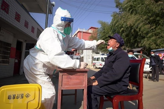 Khả năng miễn dịch sau khi mắc COVID-19 có hiệu quả tương tự vaccine