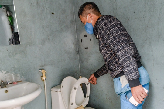 Trải nghiệm nhà vệ sinh công cộng ở Hà Nội
