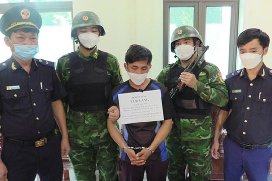 Tuyên án tử hình người đàn ông Lào khoét ghế ô tô giấu 7.000 viên ma túy