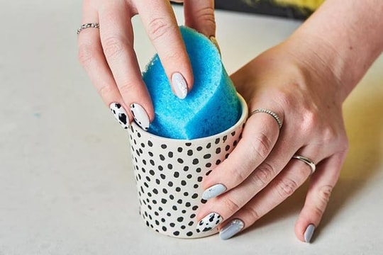 Ngoài rửa bát, miếng bọt biển còn có 8 công dụng đáng ngạc nhiên
