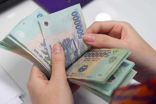 Thu nhập 60 triệu đồng/tháng, phụ huynh vẫn cho con học trường công