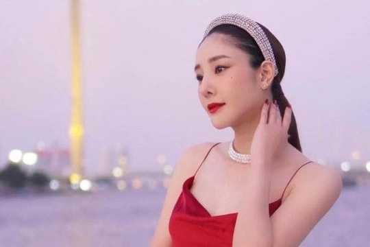 Tròn 1 năm ngày mất, mỹ nhân 'Chiếc Lá Cuốn Bay' vẫn tử nạn uẩn khúc