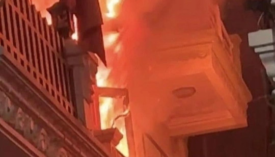 7 người mắc kẹt trong căn nhà cháy, một người tử vong