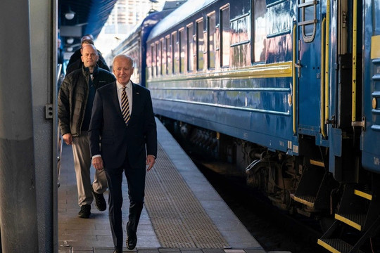 Điều đặc biệt về hệ thống đường sắt đưa Tổng thống Mỹ Biden tới Kiev