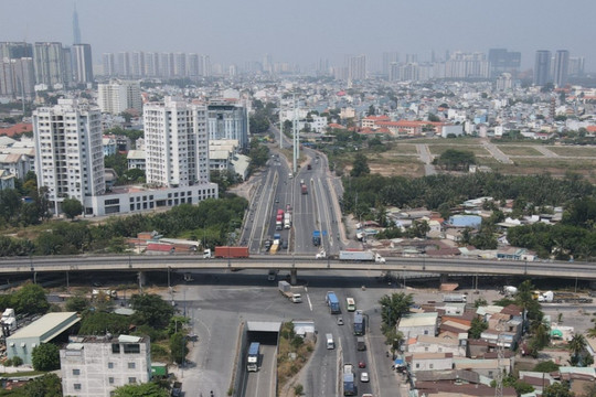 Kiến nghị thanh tra dự án đường Đồng Văn Cống vì chậm tiến độ hơn 2 năm