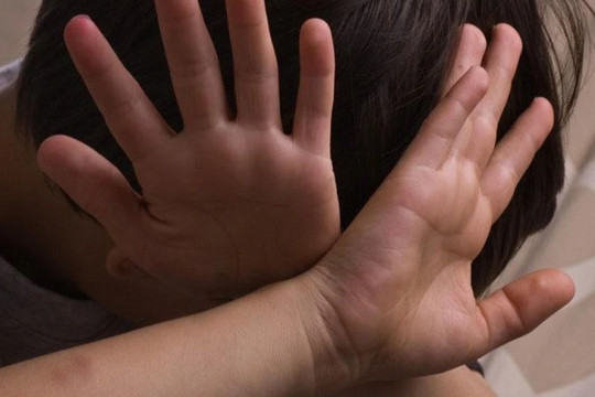 Vụ bé trai 17 tháng tuổi tử vong ở Hà Nội: 2 giáo viên thừa nhận bạo hành
