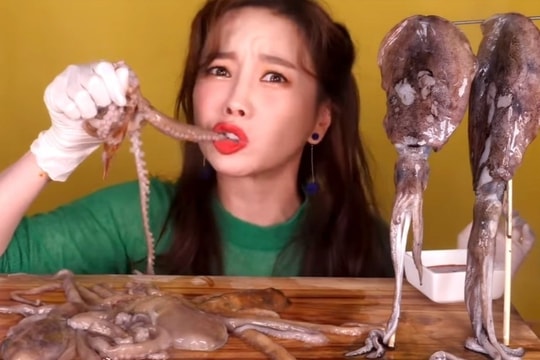 Chân dung người xem mukbang kinh dị trên TikTok