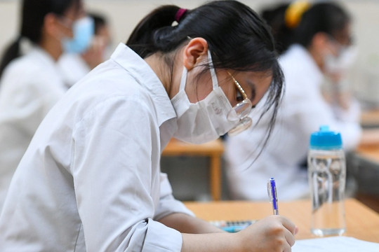 Đại học Quốc gia Hà Nội hỗ trợ 100% học phí, miễn phí KTX cho một số ngành