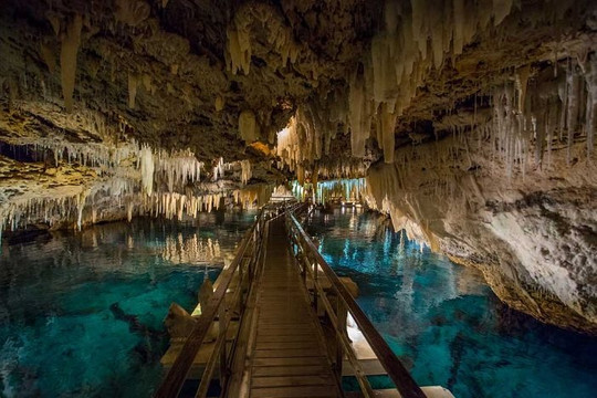 Top 10 hang động tự nhiên lớn nhất thế giới
