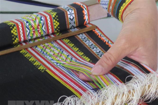Bảo tồn, phát huy nghề dệt thủ công truyền thống của dân tộc Bahnar