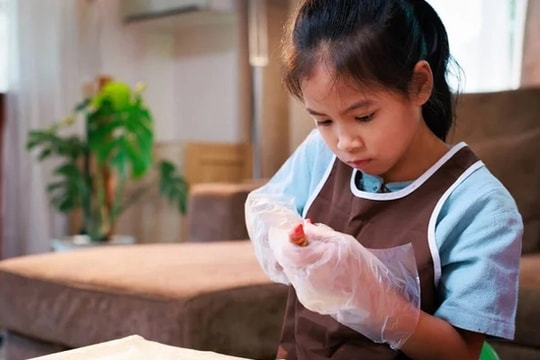 4 kiểu hành vi chứng tỏ trẻ được cha mẹ giáo dục tốt