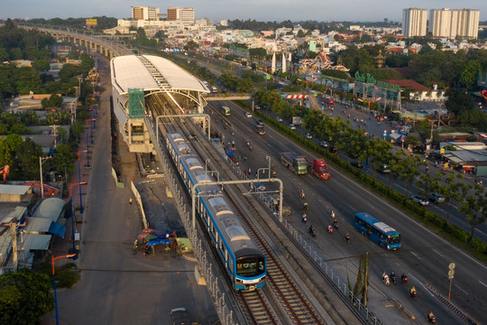 TP.HCM thúc bộ ngành 'cứu' công ty vận hành metro số 1