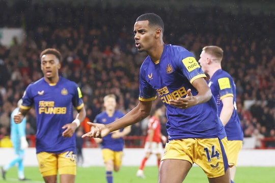 Tiền đạo 70 triệu euro ghi bàn liên tiếp tại Premier League