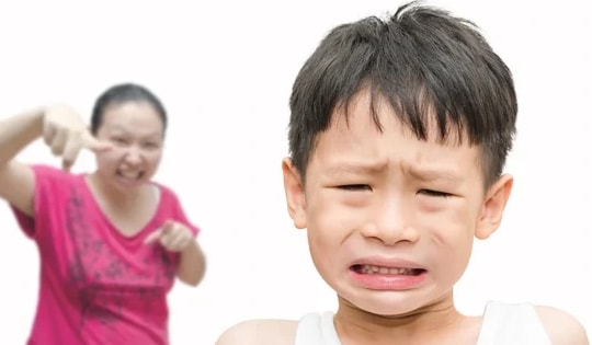 "Quát mắng con quá nhiều, con nói tôi là người đáng sợ"