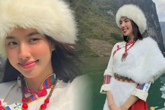 Hoa hậu Thùy Tiên phản hồi vụ "mặc trang phục nước ngoài trên sông Nho Quế"