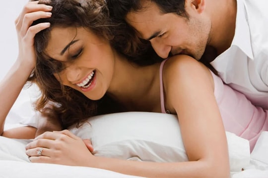 Phụ nữ thích 'ồn ào' trong cuộc yêu có phải là bệnh?