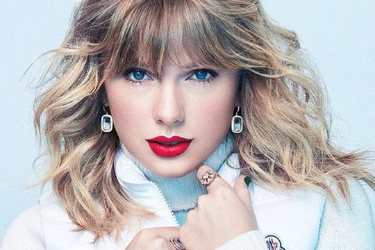Taylor Swift tỏa sáng tại lễ trao giải iHeartRadio 2023