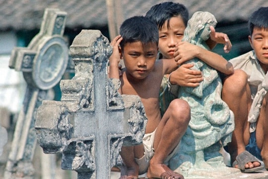 Hơn 50 năm tình bạn trong khu "anh chị" khét tiếng ở Sài Gòn