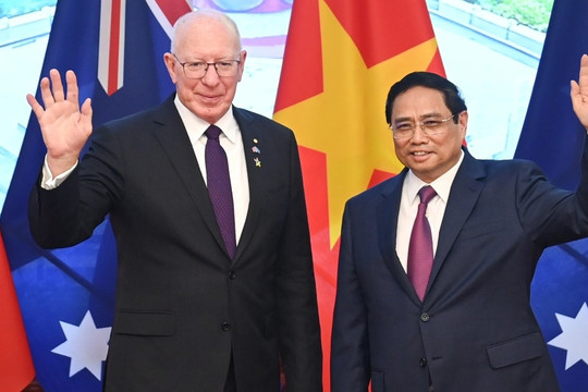 Việt Nam đề nghị Australia tạo điều kiện cho đầu tư hàng không, du lịch