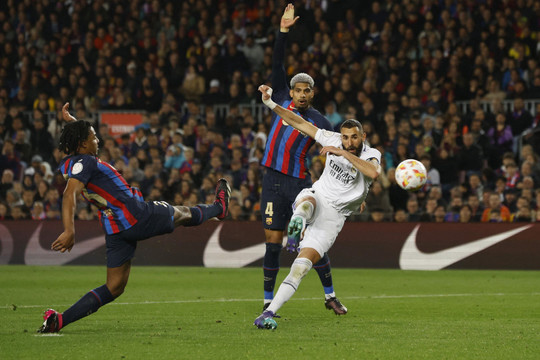 Điểm tin thể thao sáng 6/4: V-League trở lại, Real hạ Barca nhờ Benzema toả sáng