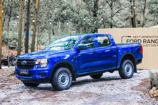Bán tải Ford Ranger tăng giá từ tháng 5