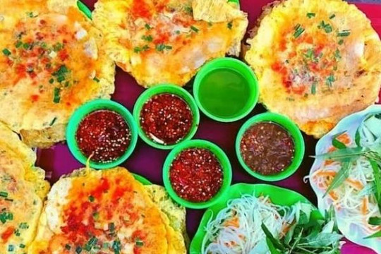 Mê mẩn hương vị bánh ép, đặc sản bình dị xứ Huế