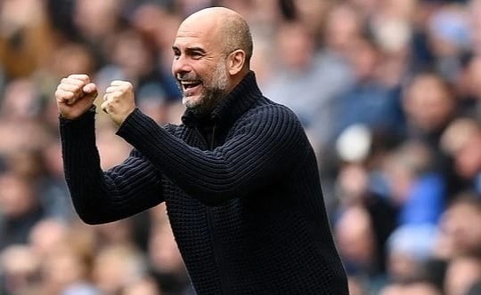 Pep Guardiola thừa nhận nguy cơ bị sa thải