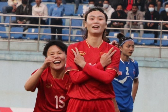 Tuyển nữ Việt Nam thắng Nepal 7-1 ở vòng loại Olympic Paris 2024