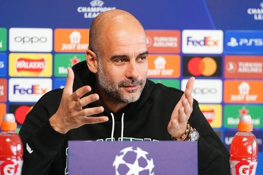 HLV Guardiola tung "bí kíp" cho học trò trước trận đấu với Bayern Munich