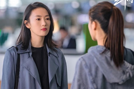 Chồng công khai đưa bồ về giới thiệu tình yêu đích thực, tôi đáp lại vài câu khiến anh quỳ sụp xuống nhận sai