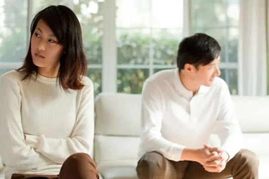Vợ chồng như hai kẻ thuê trọ, suốt 4 năm không "đụng vào nhau"