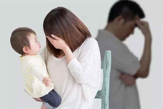 Tôi bất ngờ phát hiện bạn gái cũ sinh con trông rất giống tôi